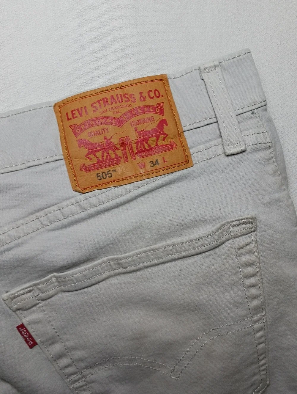 Levi's 505 Mens Regular Fit Jean Shorts 34 Ivory 9